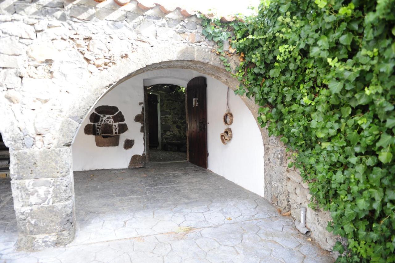 Sa Mola Guest House Bonarcado Екстериор снимка
