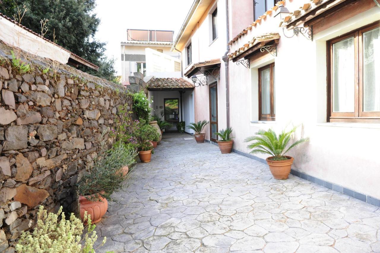 Sa Mola Guest House Bonarcado Екстериор снимка