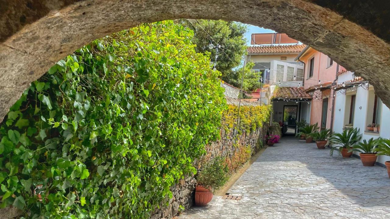Sa Mola Guest House Bonarcado Екстериор снимка