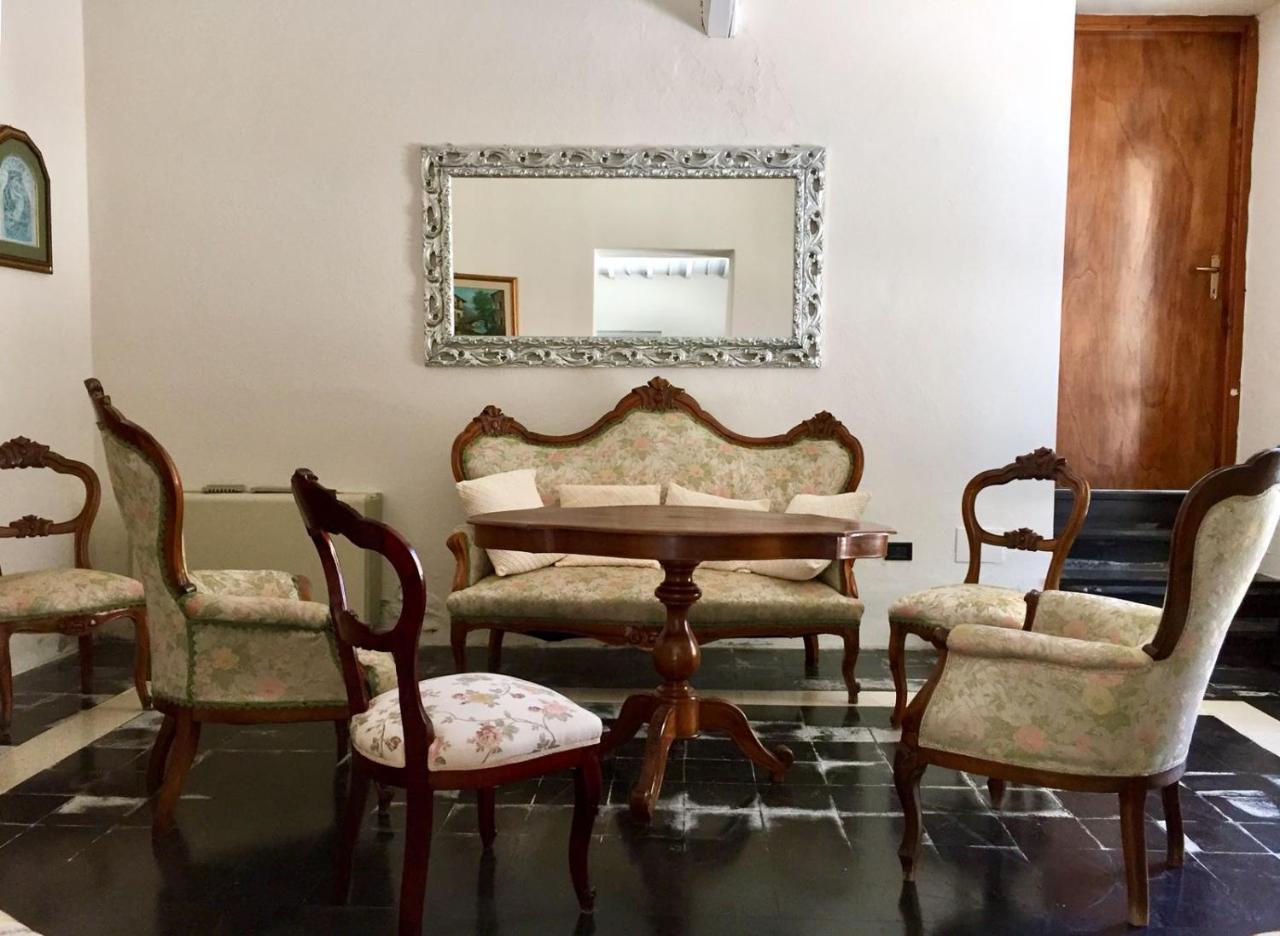Sa Mola Guest House Bonarcado Екстериор снимка