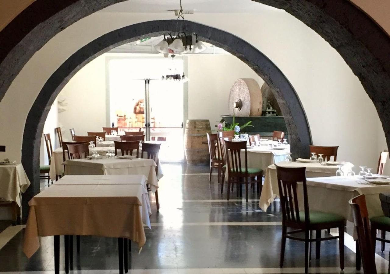 Sa Mola Guest House Bonarcado Екстериор снимка